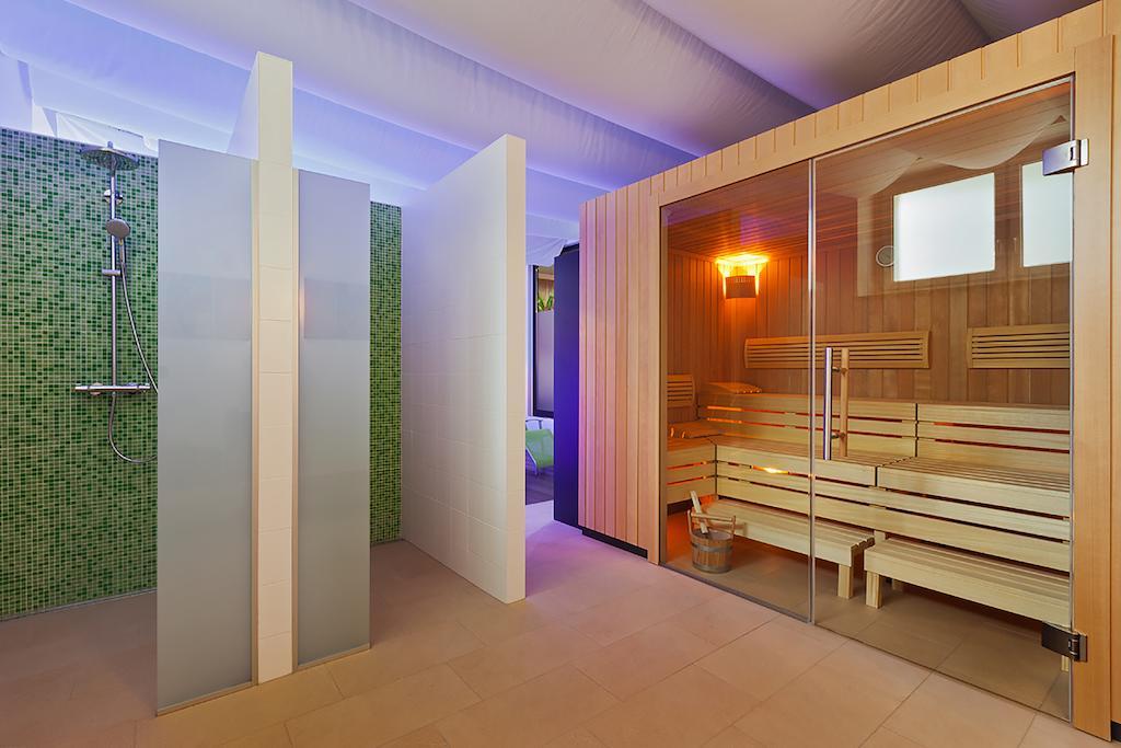 At The Park Hotel บาเดน ภายนอก รูปภาพ