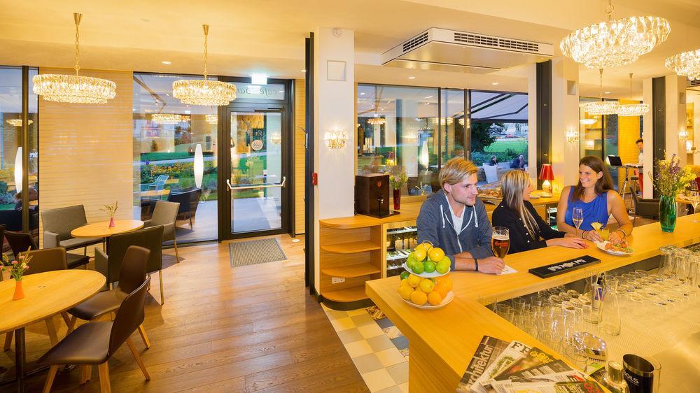 At The Park Hotel บาเดน ภายนอก รูปภาพ