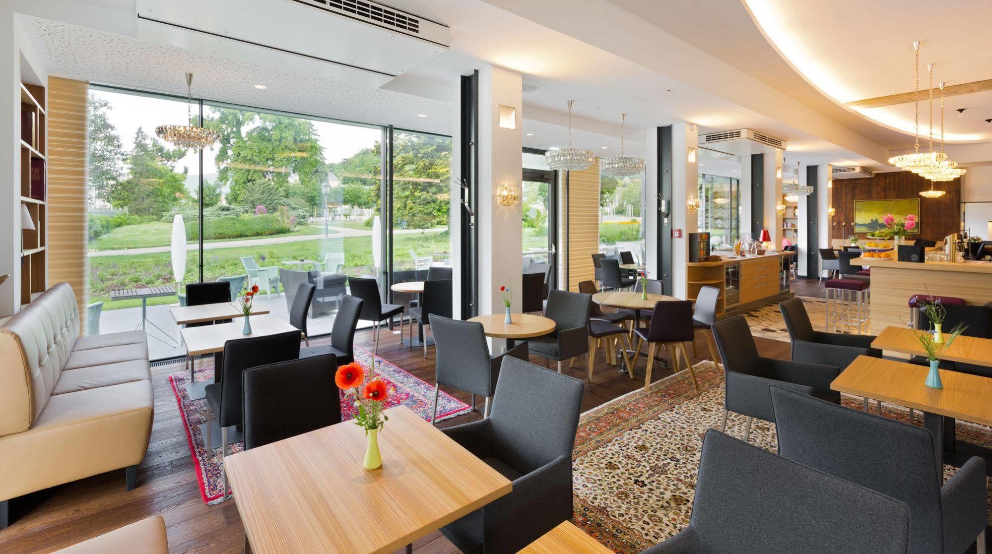 At The Park Hotel บาเดน ภายนอก รูปภาพ